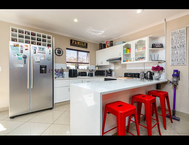 3 BEDROOM FREESTANDING SOLD IN PARKLANDS